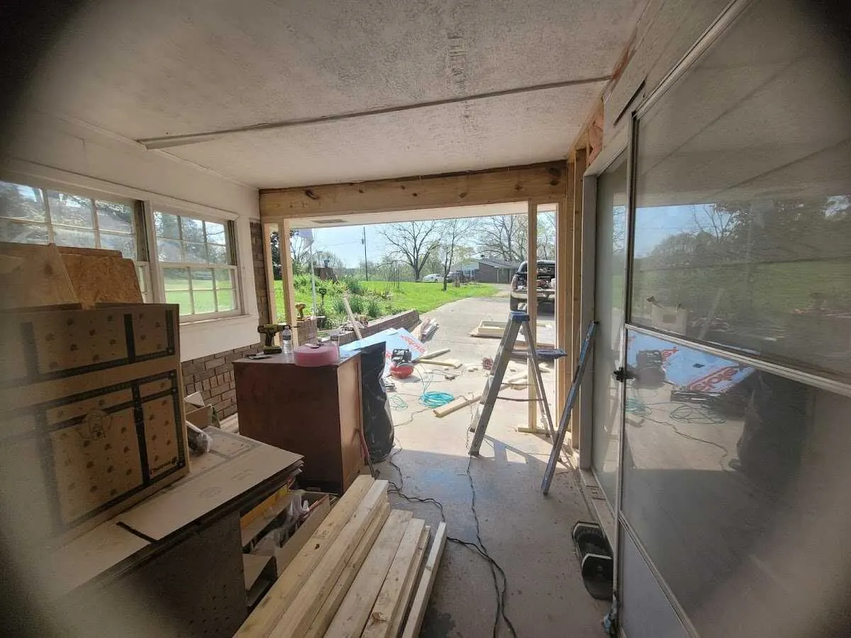 Air movers and dehumidifier for Water Mitigation Services in Tullahoma